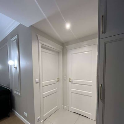 Alquiler de un elegante apartamento amueblado de 2 habitaciones, 45 m², Wola, Varsovia, Polonia